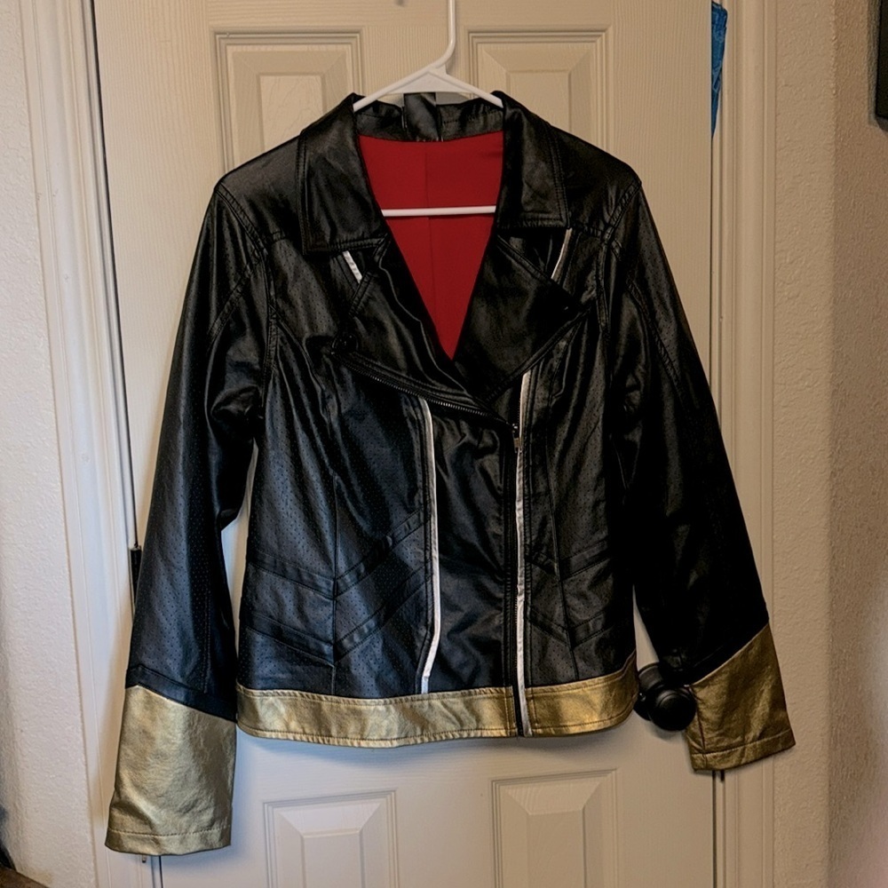 NWOT Marvel Black Widow by Her Universe jacket - Picture 2 of 8